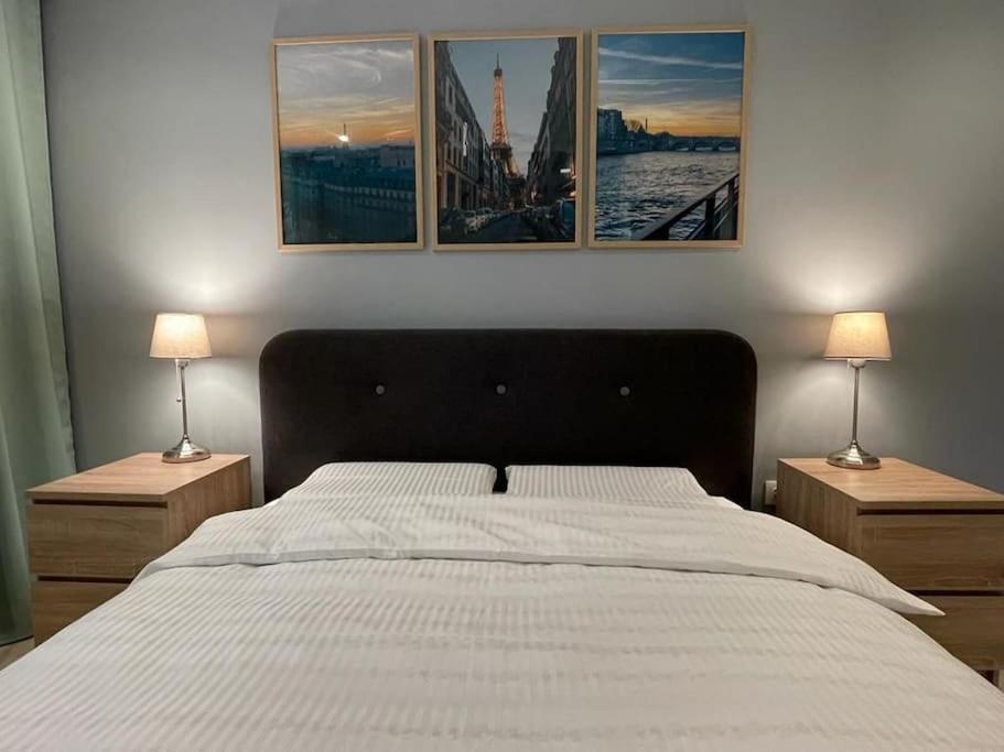 Premium Appartment In Onesti Esterno foto