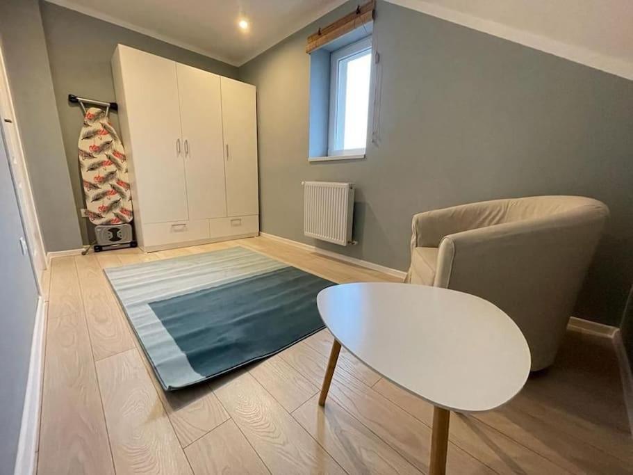 Premium Appartment In Onesti Esterno foto